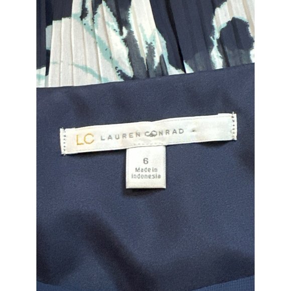 Lauren Conrad Ladies Fit & Flare Floral Blue Sleeveless Summer Dress Size 6 - Picture 5 of 7